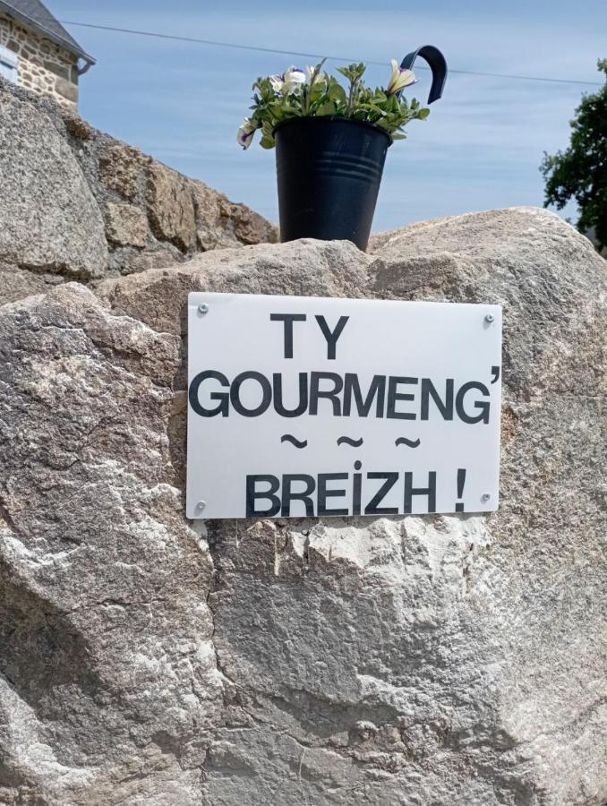 Gite Avec Son Bain Nordique Privatif Au Feu De Bois Pleubian Exterior photo