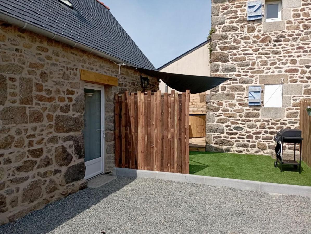 Gite Avec Son Bain Nordique Privatif Au Feu De Bois Pleubian Exterior photo